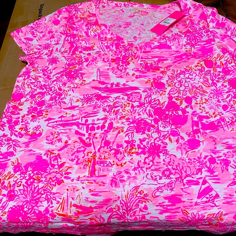 Lilly Pulitzer Etta V-neck peony pink seaside t-shirt xxl brand new.